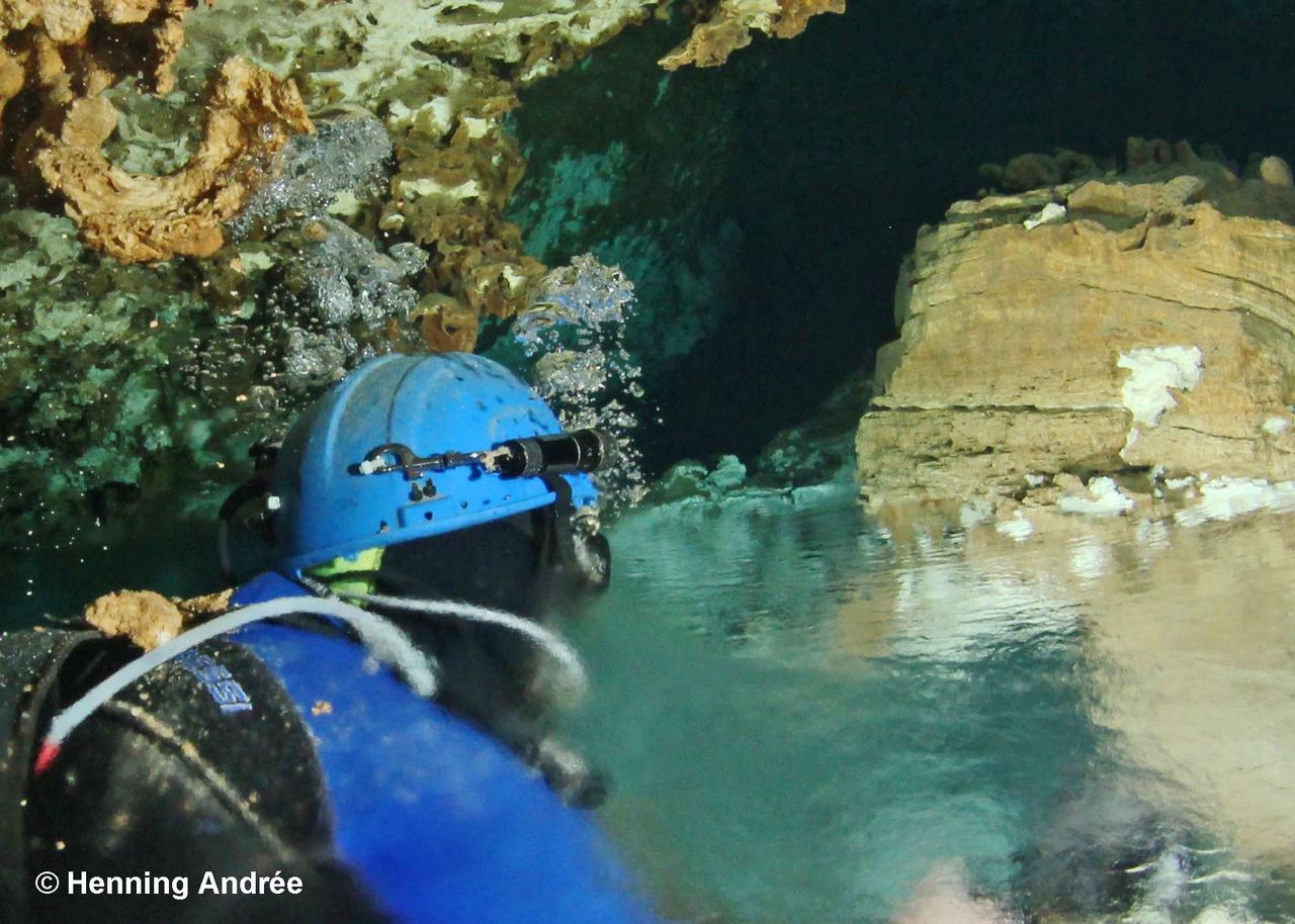 Cave Diving photo by Henning Andree alessandro reato