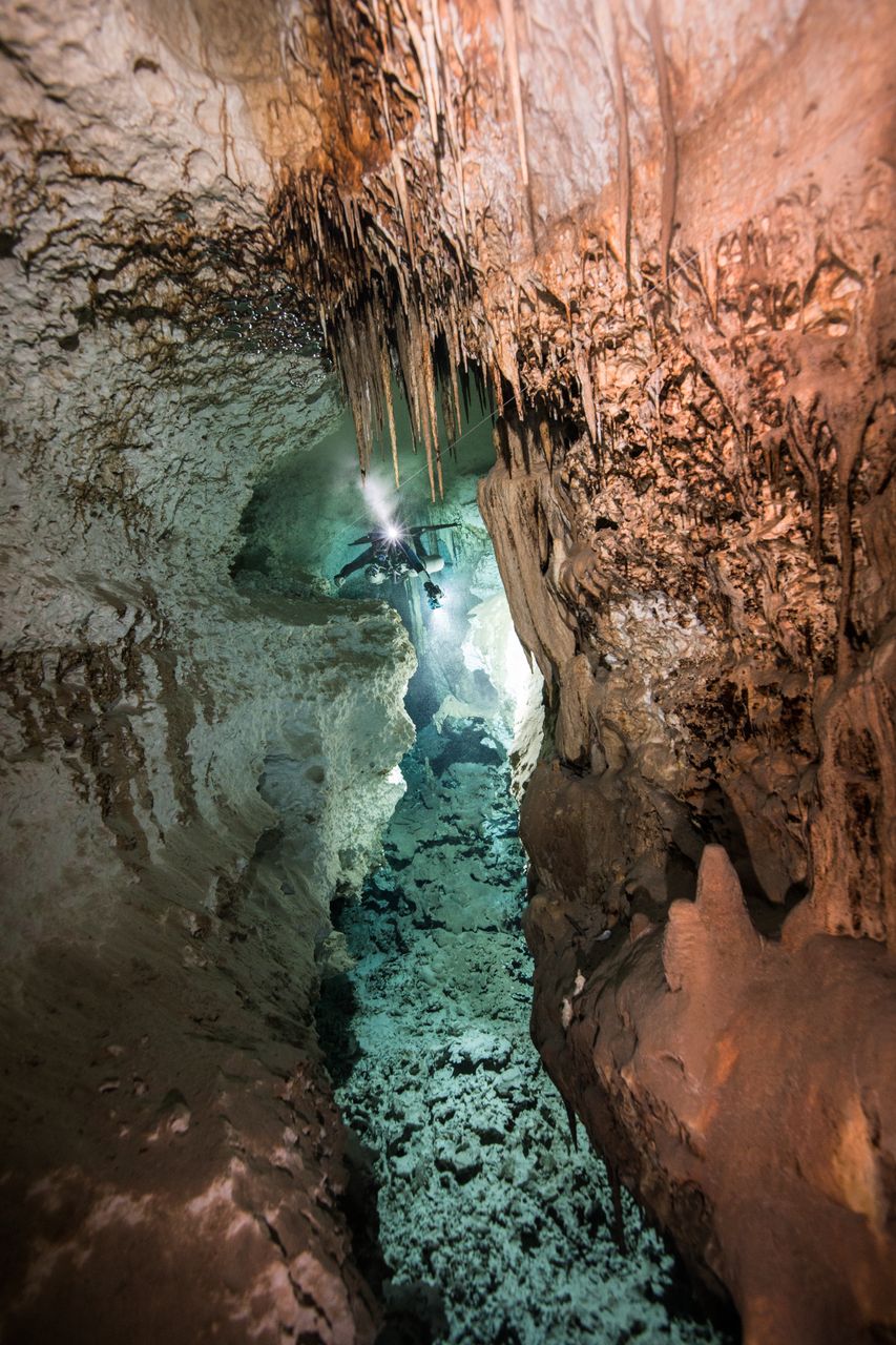 Cave Diving photo by Henning Andree alessandro reato